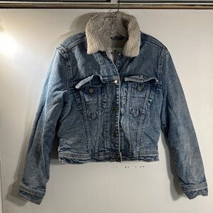 Hollister Blue Denim Jacket with Sherpa Lining Women’s sz Medium